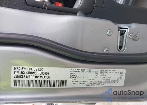 2023 Jeep Compass Altitude 4X4 z USA, uszkodzony, nr VIN 3C4NJDBN8PT508006